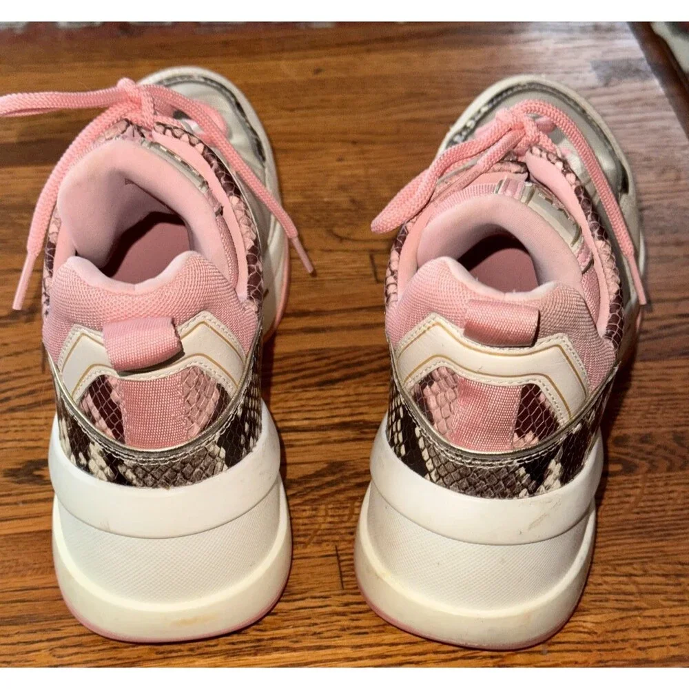 MICHAEL KORS Olympia Trainer 43T1OLFS1E Extreme Color Pink MultiSnake Size 9M